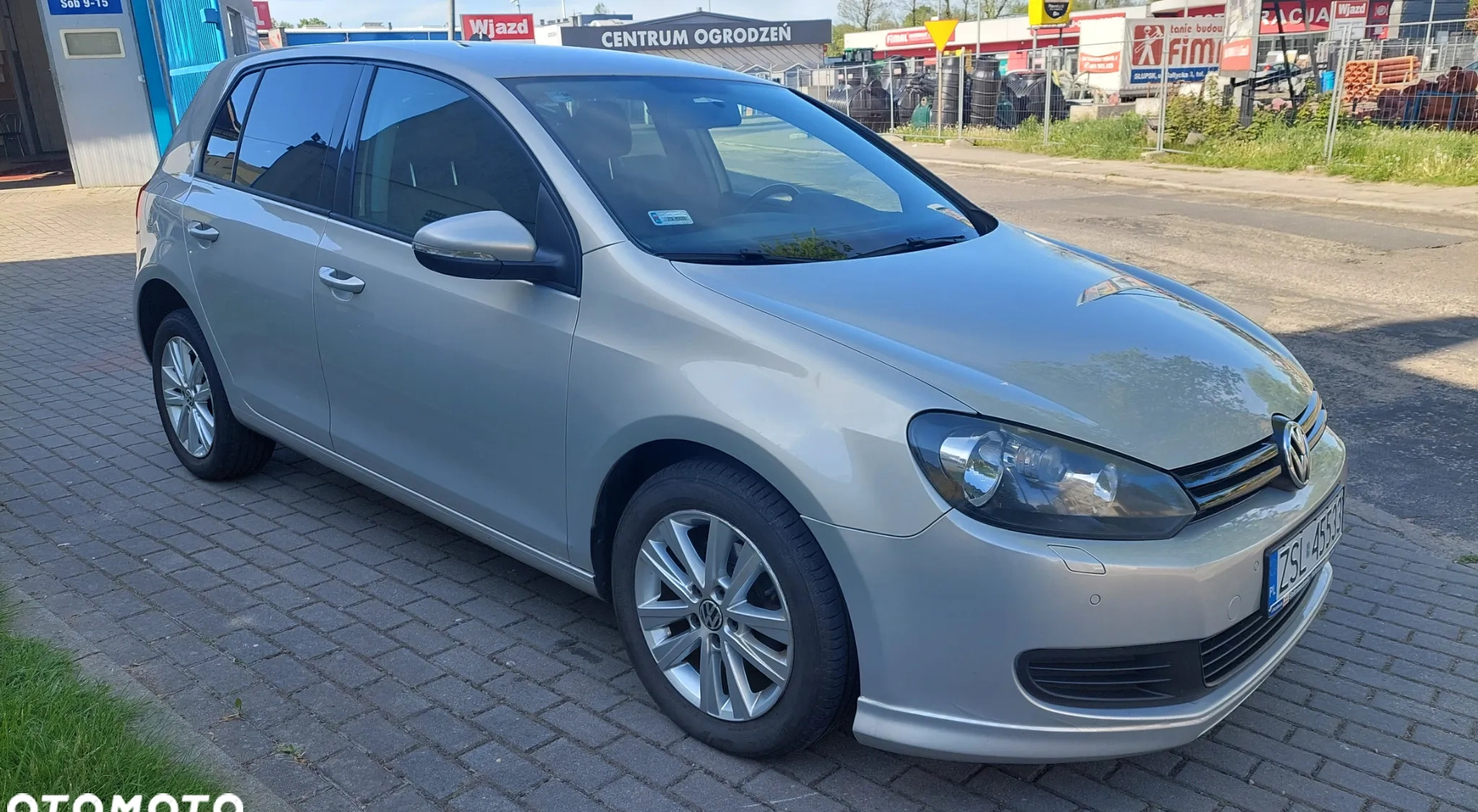 Volkswagen Golf cena 27900 przebieg: 170000, rok produkcji 2012 z Słupsk małe 154
